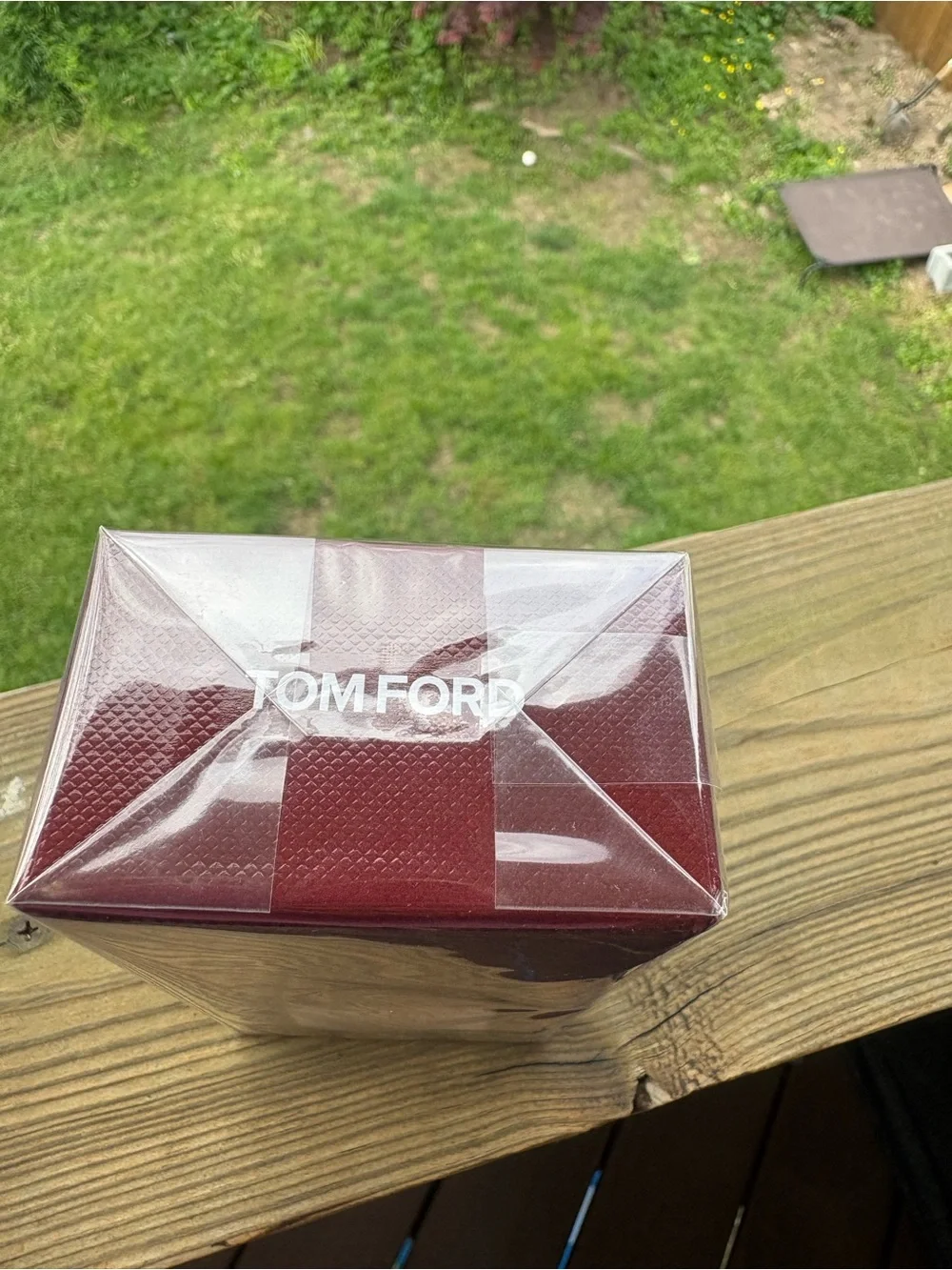 Tom Ford Lost Cherry - Deep Wine Red Box - Picture 3 of 4